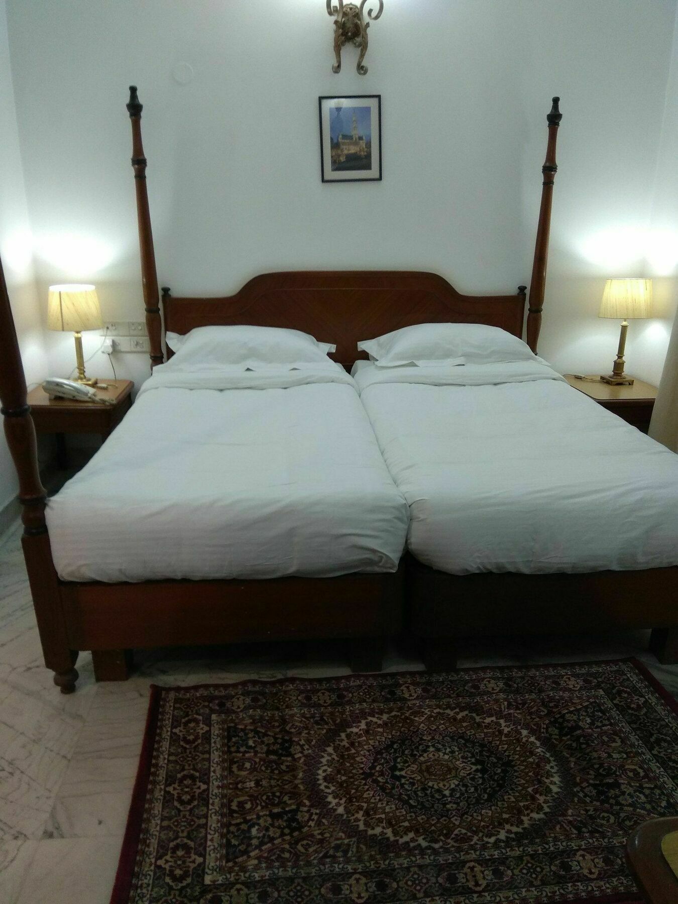 Hotel Palm Greens New Delhi Eksteriør bilde